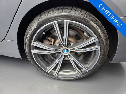 Certified 2023 BMW 330i xDrive Sedan w/ Premium Package AWD/4WD image 17