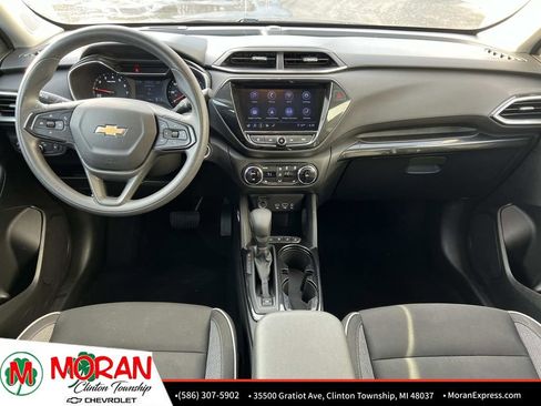 Certified 2021 Chevrolet TrailBlazer LT w/ Convenience Package image 15