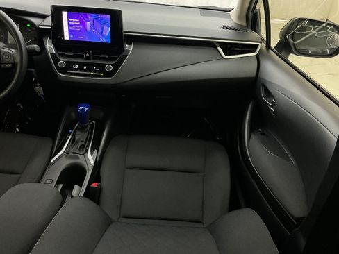 Used 2024 Toyota Corolla LE FWD image 28