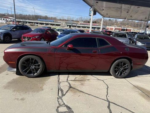 Used 2021 Dodge Challenger R/T Scat Pack w/ T/A Package RWD image 4