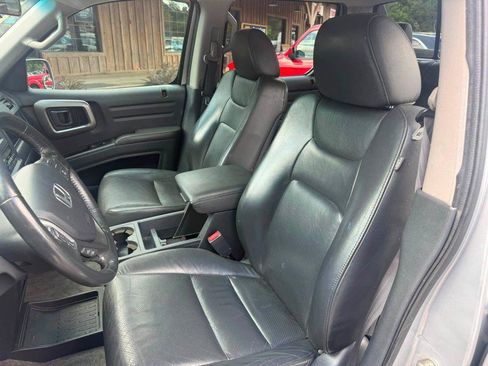 Used 2011 Honda Ridgeline RTL image 16