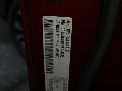 Used 2022 Jeep Compass Limited image 33