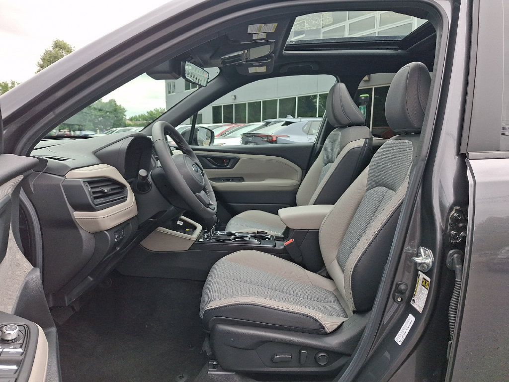 Used 2026 Subaru Forester Premium AWD/4WD image 13