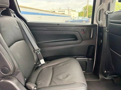 Certified 2024 Honda Odyssey Touring image 20