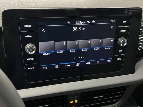 New 2026 Volkswagen Jetta SE image 22