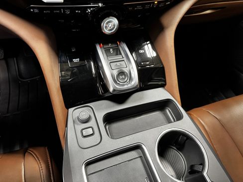 Certified 2026 Acura MDX w/Technology Package image 9