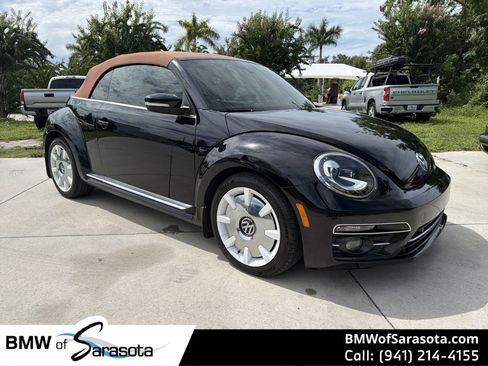 Used 2019 Volkswagen Beetle 2.0T FWD image 1