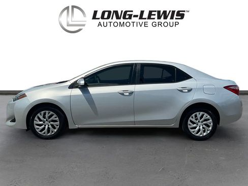 Used 2019 Toyota Corolla LE FWD image 2