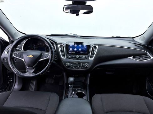 Used 2022 Chevrolet Malibu LS FWD image 23
