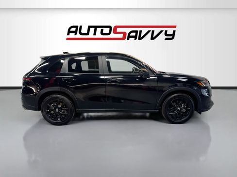 Used 2025 Honda HR-V Sport image 8