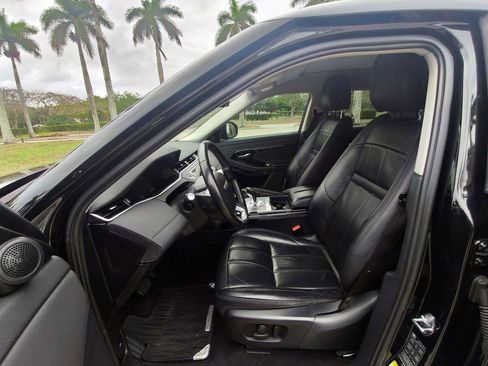 Used 2020 Land Rover Range Rover Evoque SE AWD/4WD image 18