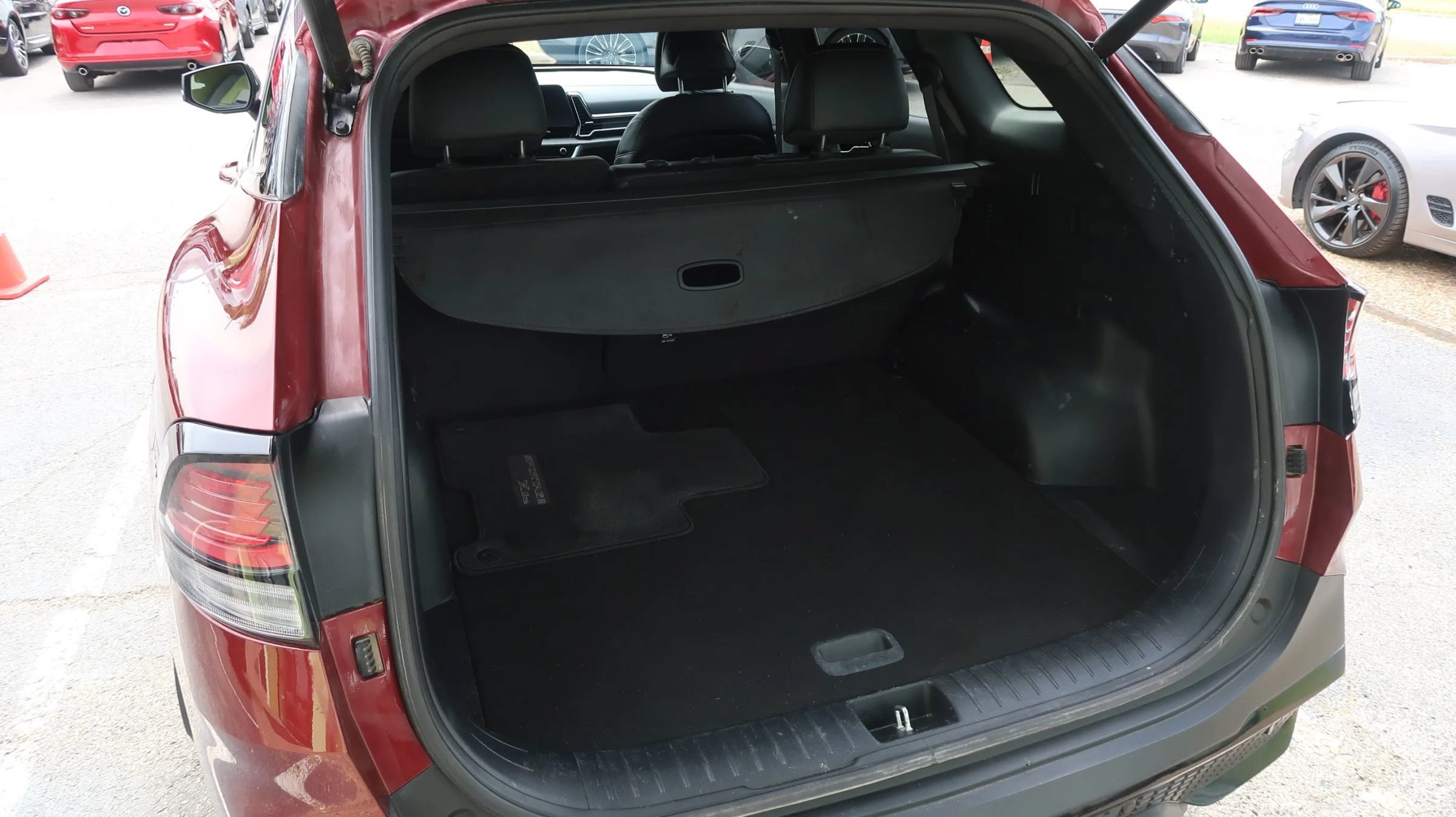 Used 2025 Kia Sportage X-Line w/ Premium Package AWD/4WD image 15