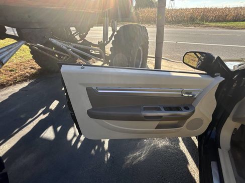 Used 2008 Chrysler Sebring Limited w/ Luxury Group image 20