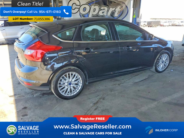 Used 2013 Ford Focus Titanium FWD image 4