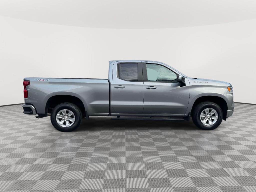 Used 2023 Chevrolet Silverado 1500 LT w/ Protection Package AWD/4WD image 8
