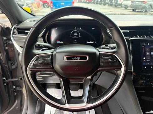 Used 2021 Jeep Grand Cherokee L Laredo AWD/4WD image 15