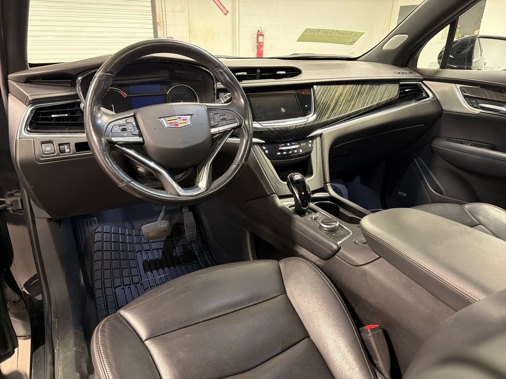 Used 2023 Cadillac XT6 Premium Luxury FWD image 30