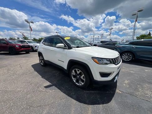 Used 2018 Jeep Compass Limited AWD/4WD image 3