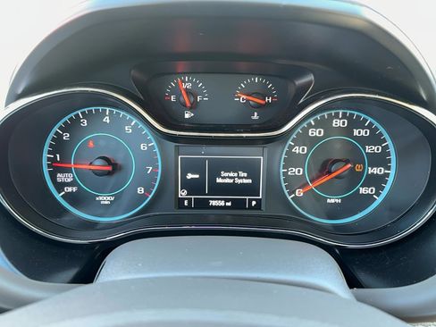 Used 2017 Chevrolet Cruze LT w/ Convenience Package image 22