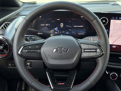 New 2026 Chevrolet Equinox EV RS image 11