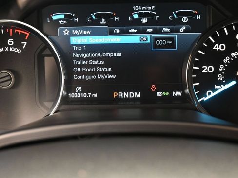 Used 2018 Ford F150 Platinum w/ Equipment Group 701A Luxury AWD/4WD image 28