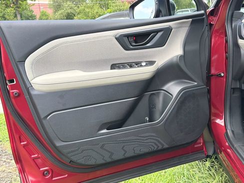 Used 2026 Subaru Forester Touring AWD/4WD image 22