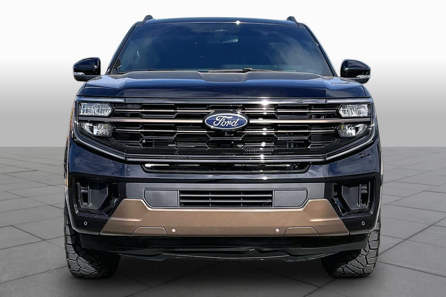 Used 2026 Ford Expedition King Ranch AWD/4WD image 4