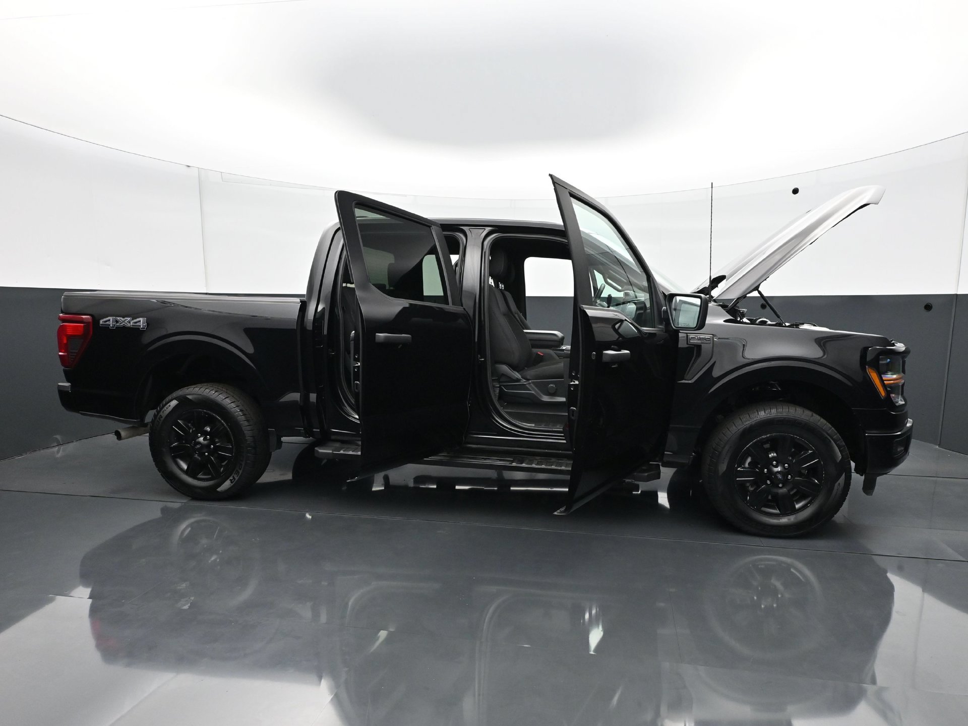 Used 2025 Ford F150 STX w/ STX Black Appearance Package AWD/4WD image 33