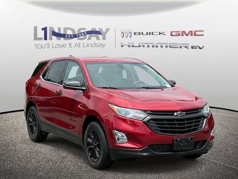 Certified 2018 Chevrolet Equinox LT FWD image 1