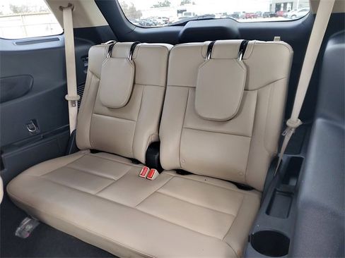 Used 2020 Ford Explorer Limited w/ Class III Trailer Tow Package image 11