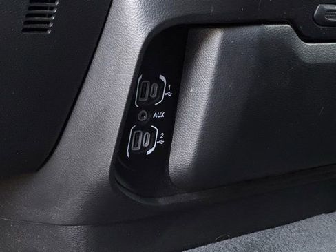 Used 2021 RAM 1500 Big Horn image 11