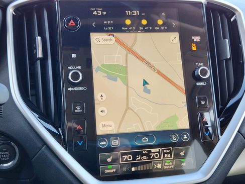 Used 2023 Subaru Ascent Limited w/ Technology Package image 17