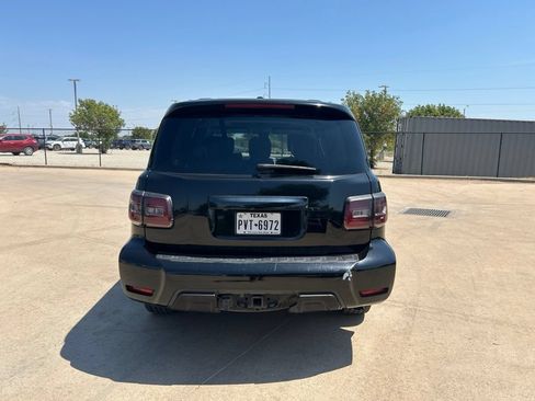 Used 2017 Nissan Armada Platinum RWD image 4