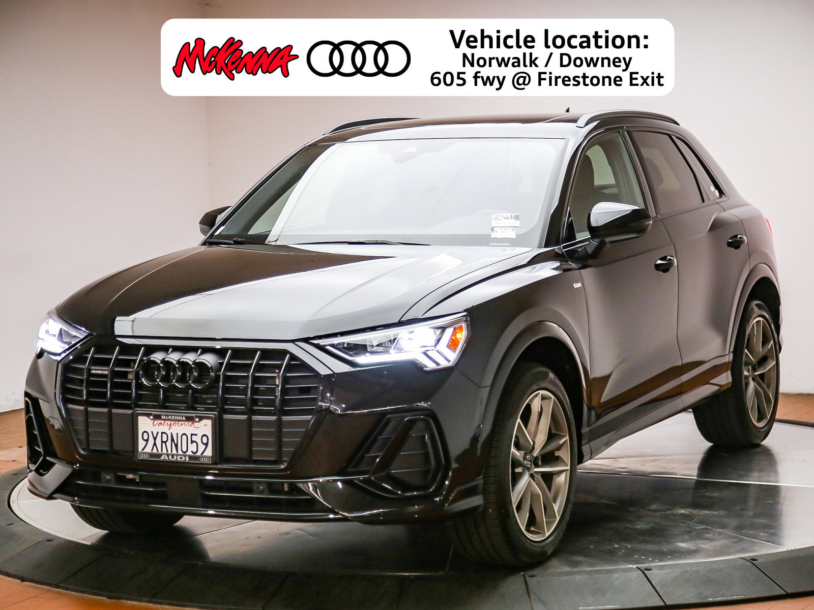 Certified 2025 Audi Q3 2.0T Premium w/ Convenience Package AWD/4WD image 1