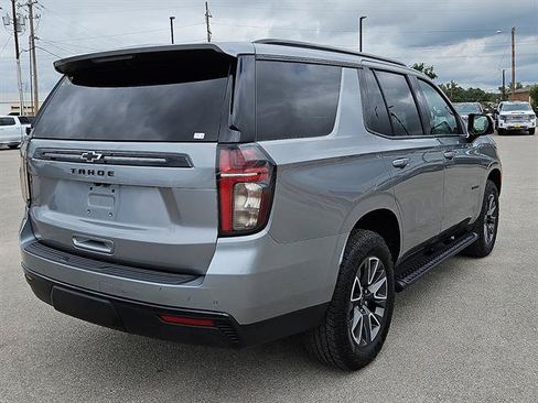 Used 2023 Chevrolet Tahoe Z71 w/ Z71 Off-Road Package AWD/4WD image 5