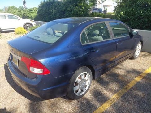Used 2011 Honda Civic LX image 3