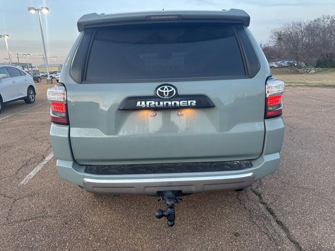 Used 2023 Toyota 4Runner TRD Off-Road Premium w/ Moonroof Package image 6