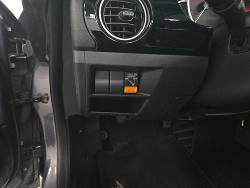 Used 2006 MAZDA MX-5 Miata Sport w/ Suspension Pkg image 15