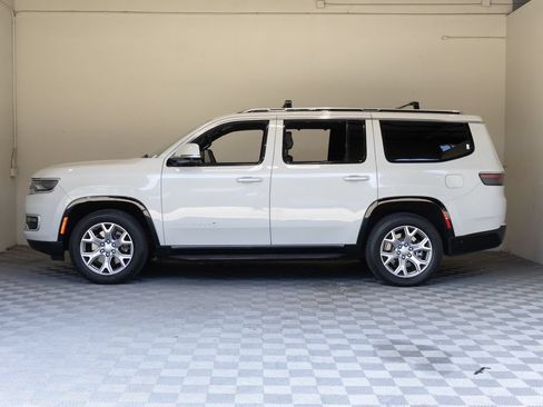 Used 2022 Jeep Wagoneer Series I w/ Convenience Group I RWD image 8