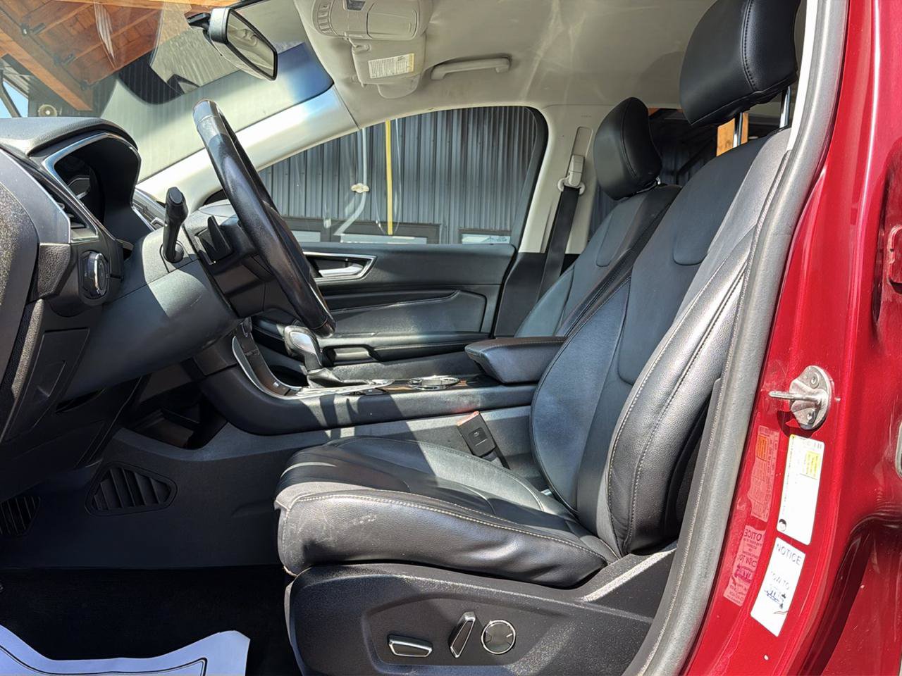 Used 2015 Ford Edge Titanium AWD/4WD image 9