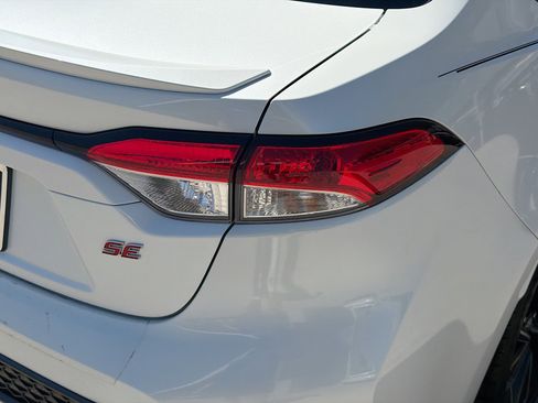 Used 2020 Toyota Corolla SE image 24