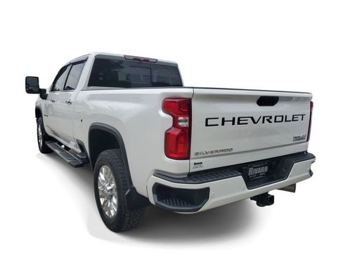 Used 2023 Chevrolet Silverado 2500 High Country w/ Safety Package II AWD/4WD image 3