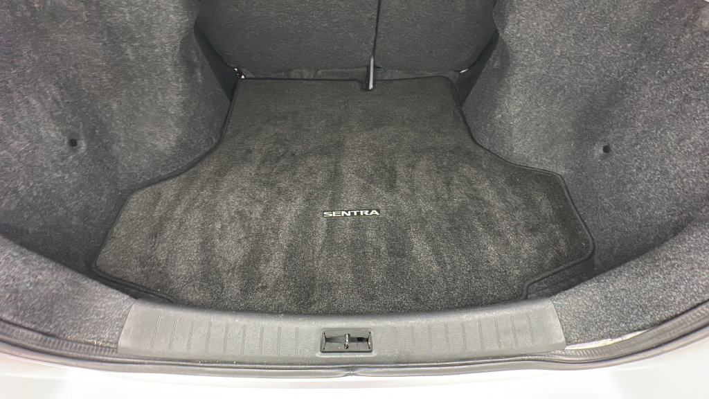 Used 2018 Nissan Sentra SV FWD image 21