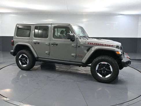 Used 2021 Jeep Wrangler Unlimited Rubicon w/ Uconnect 4C Nav & Sound Group image 4