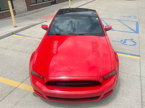 Used 2014 Ford Mustang GT Premium w/ Equipment Group 401A image 12