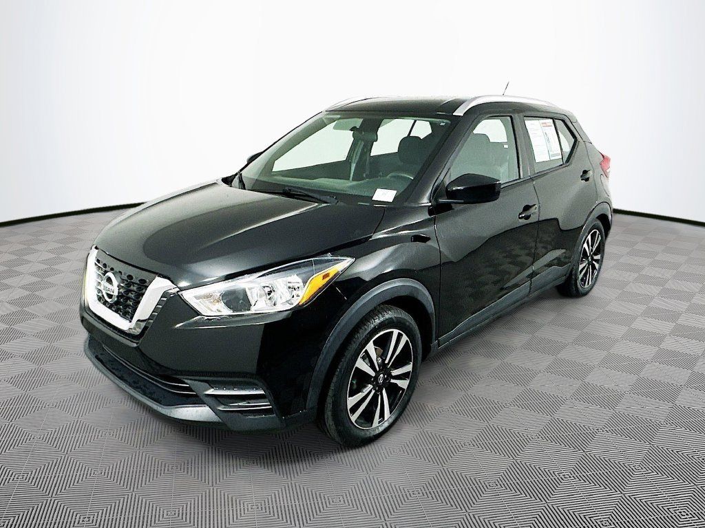 Used 2019 Nissan Kicks SV FWD image 5