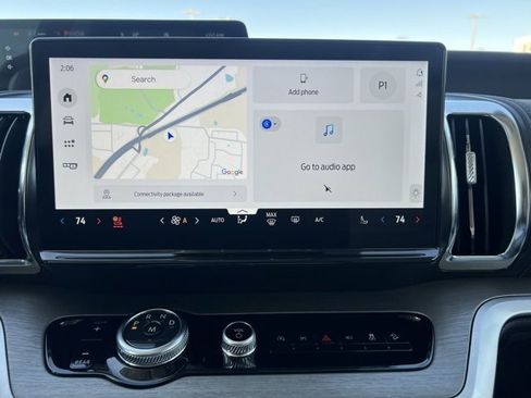 Certified 2025 Ford Expedition Max Platinum w/ Driver's Package image 8