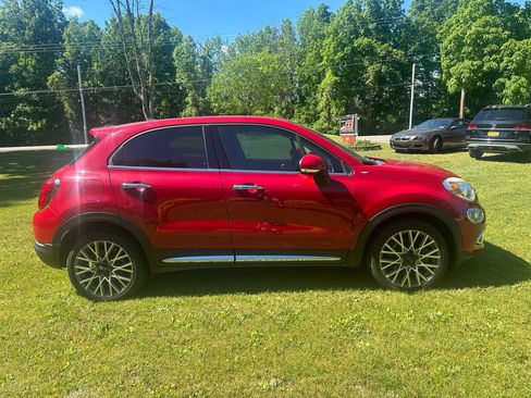 Used 2018 FIAT 500X Lounge FWD image 3