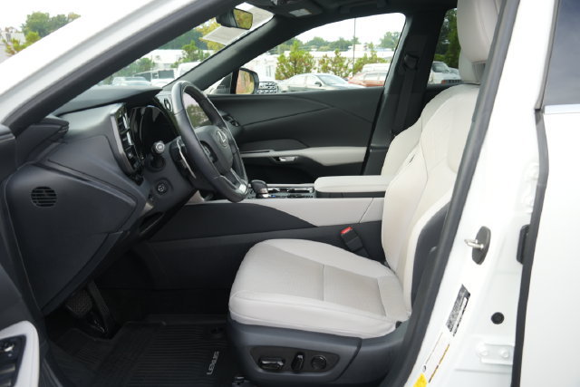 Used 2025 Lexus RX 350 Premium Plus w/ Accessory Package (K3) FWD image 24