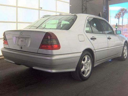 Used 2000 Mercedes-Benz C 280 Sedan image 4